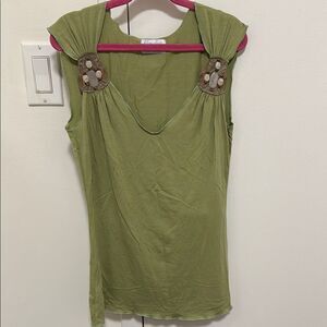Bleu Claire Embellished Woman’s’ Tank Top with Lettuce Edge Hem. Green. Size S.